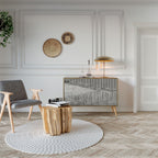 GRAIN LINES Skänk med två dörrar