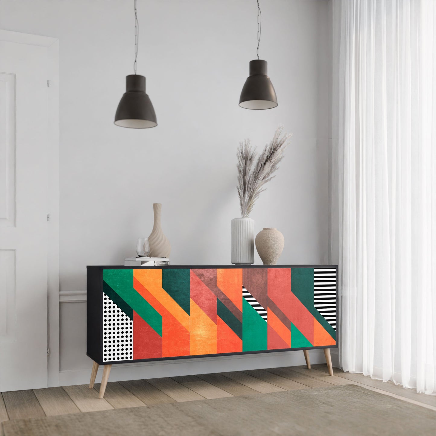 Credenza MAKESHIFT ARTISTRY a 3 ante con finitura nera