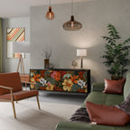 RADIANT FLORA Skänk med tre dörrar