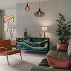 GOLDRUSH ODYSSEY Skänk med tre dörrar