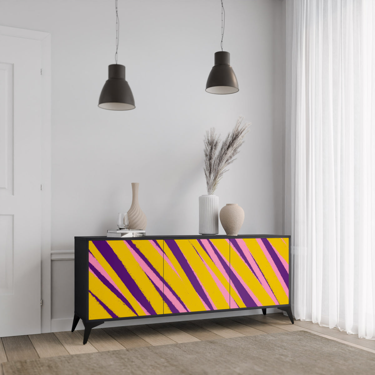 DREAMS COME TRUE 3-Door Sideboard
