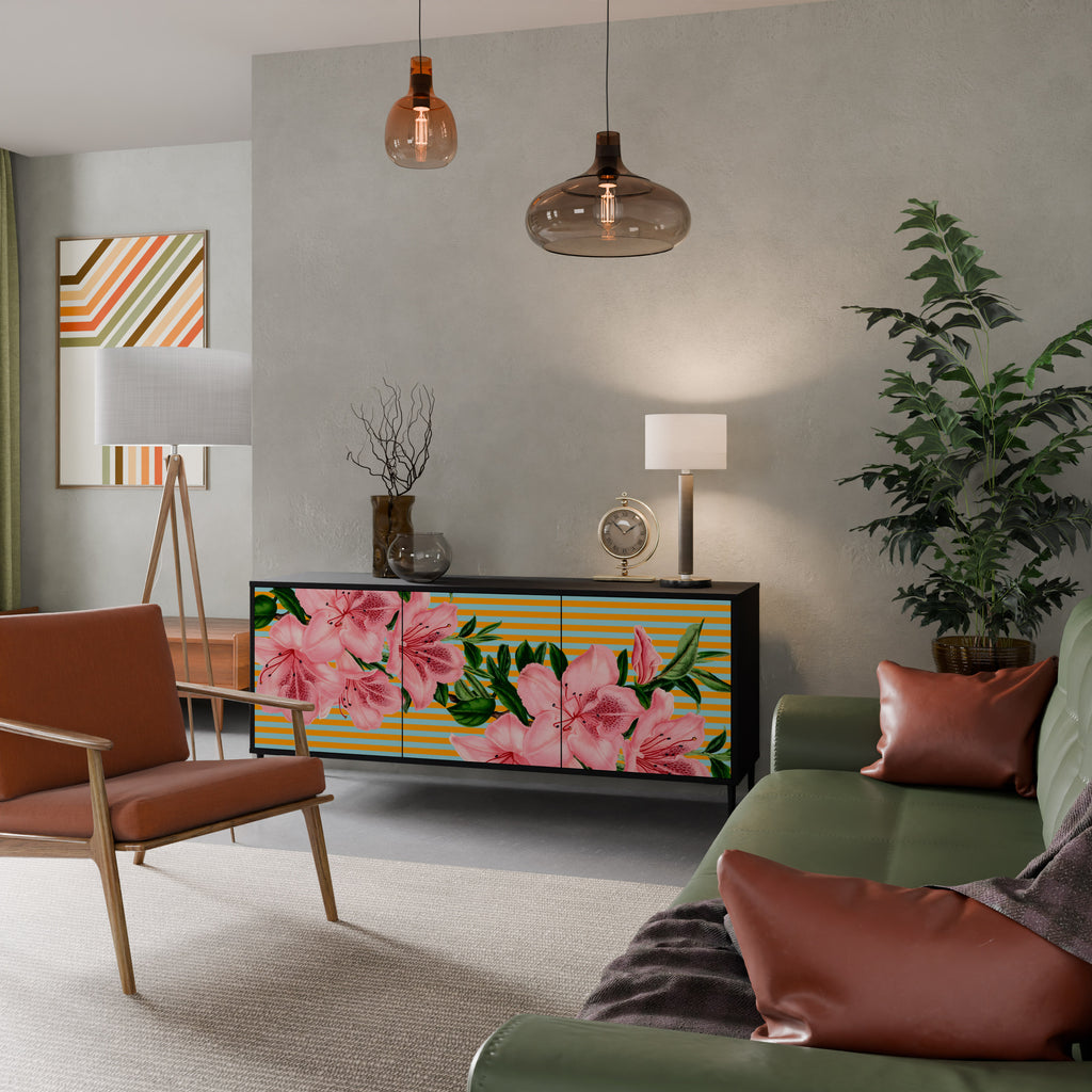 FRAGILE BEAUTY 3-Door Sideboard