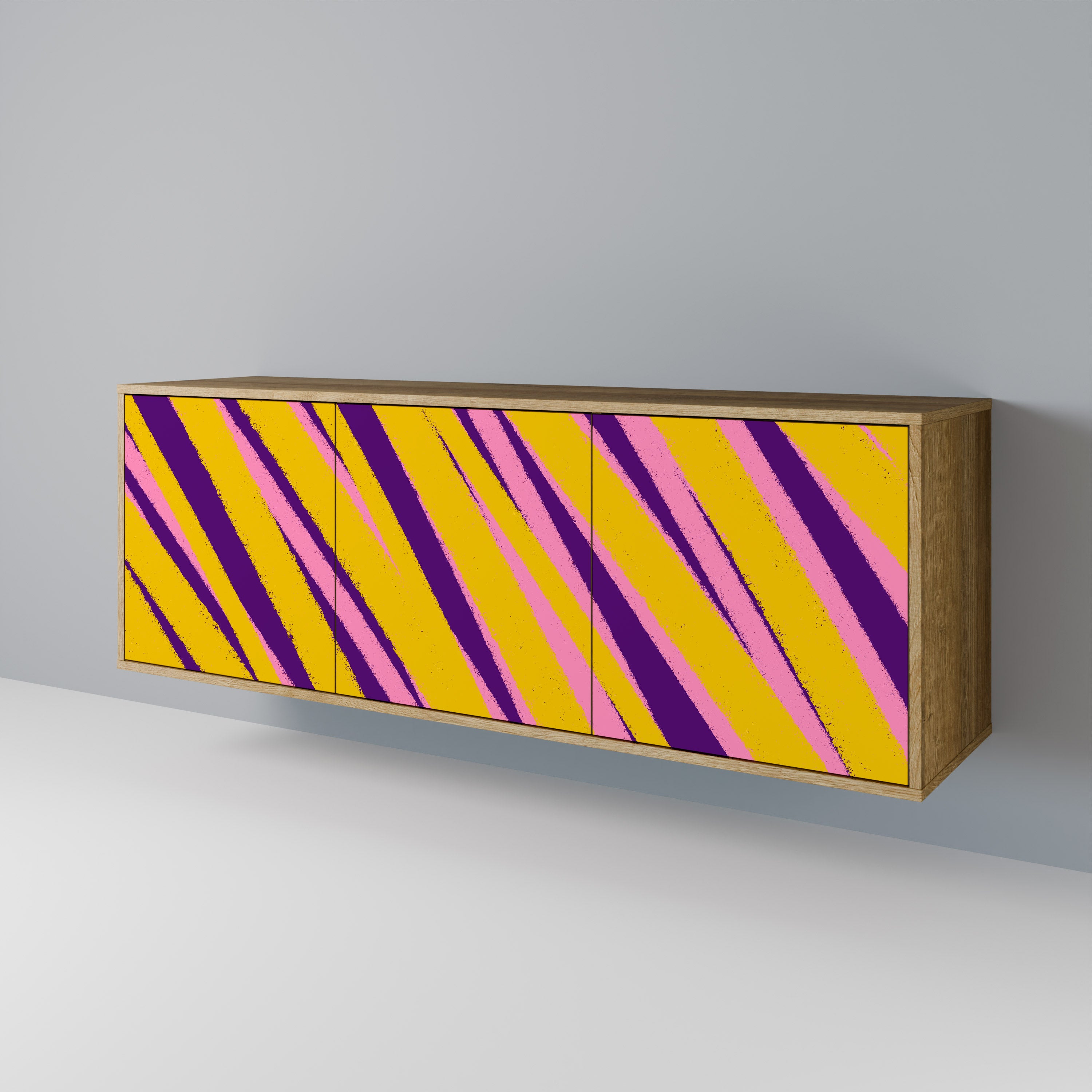 DREAMS COME TRUE 3-Door Sideboard