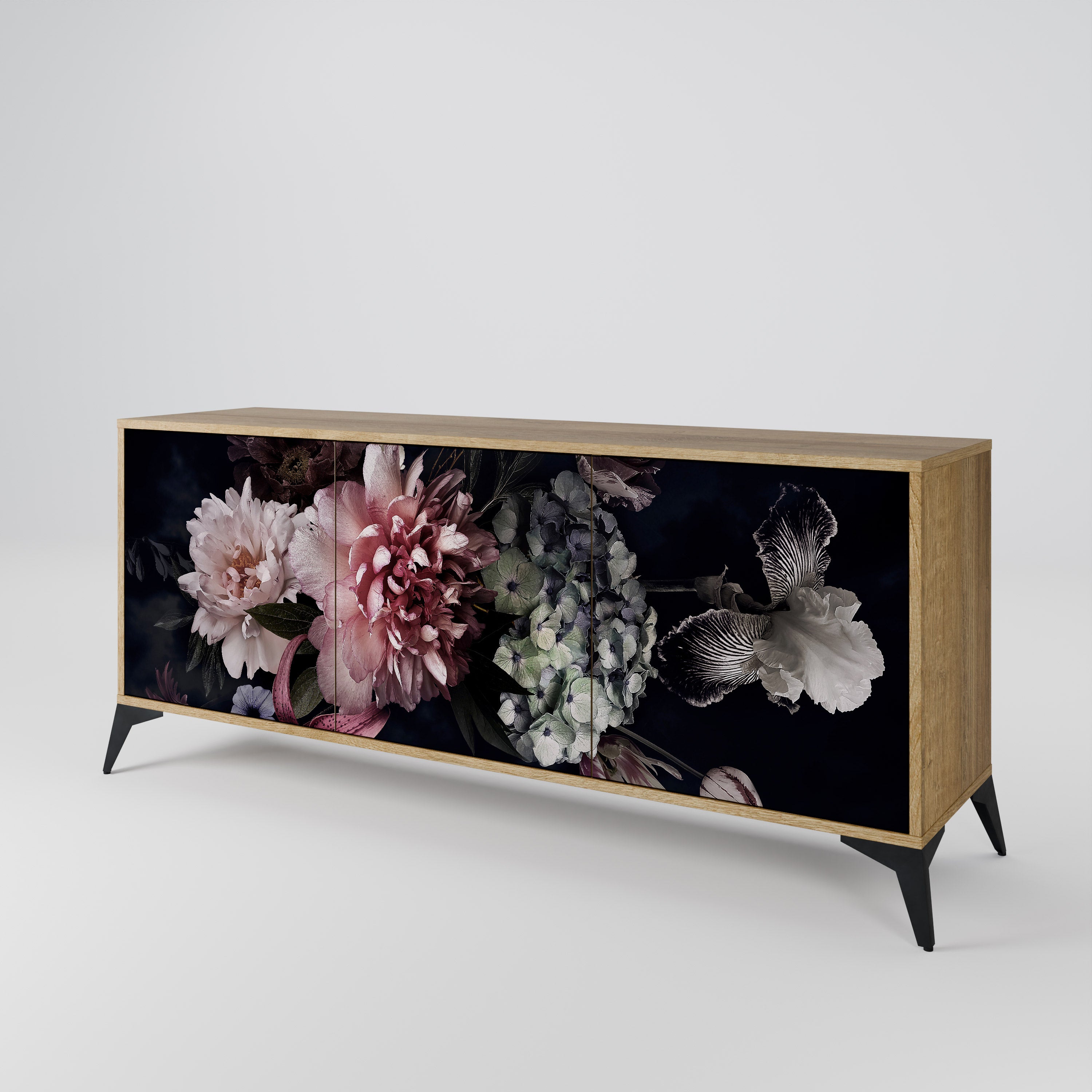PURE BLOSSOM 3-Door Sideboard