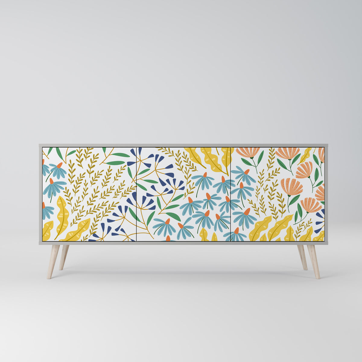 HELLO SPRING 3-Door Sideboard