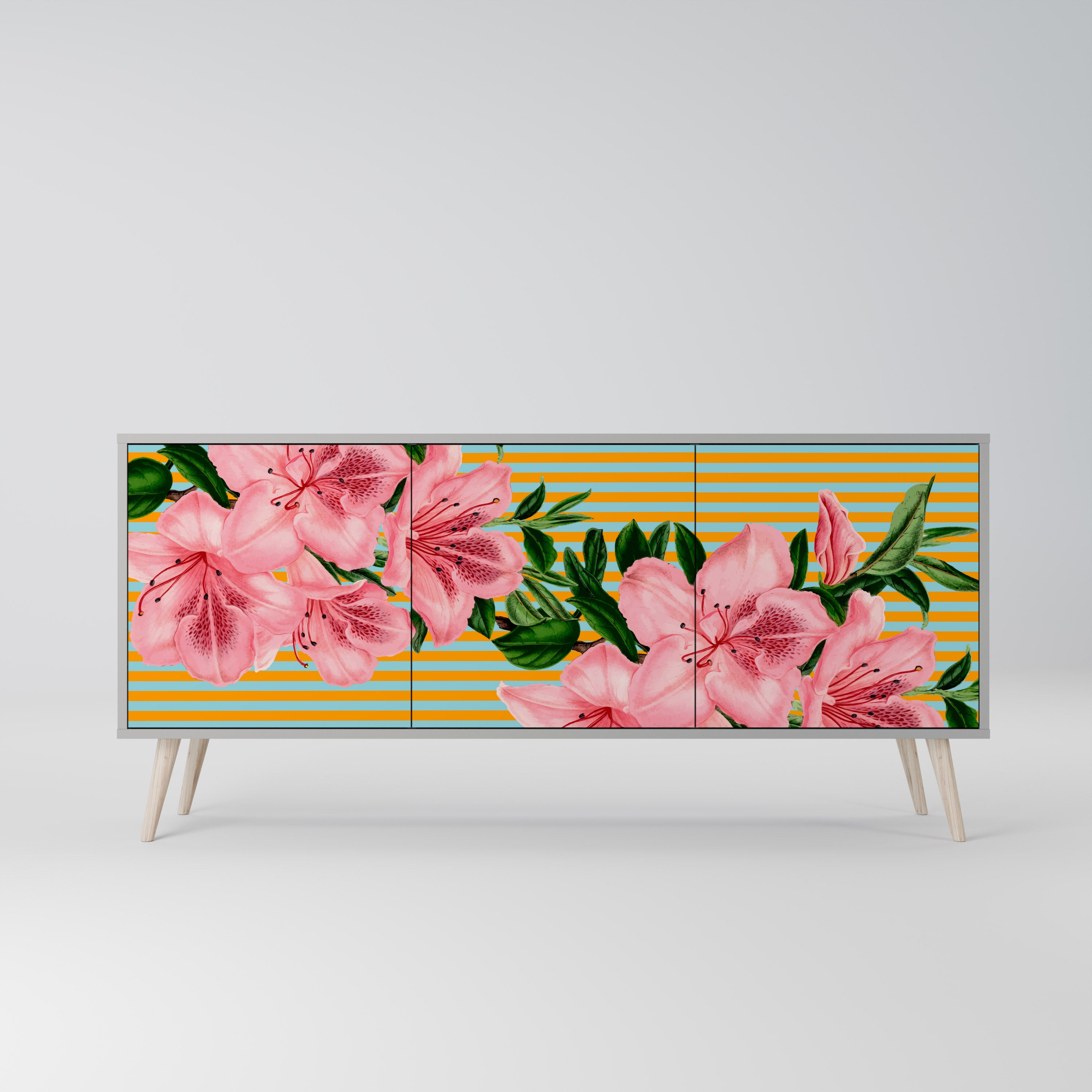 FRAGILE BEAUTY 3-Door Sideboard