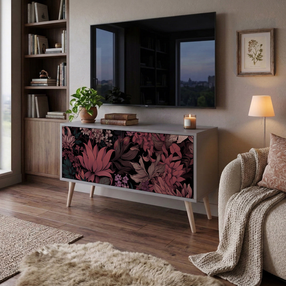 FLORAL WHISPER Kompakt TV-bänk med 2 dörrar