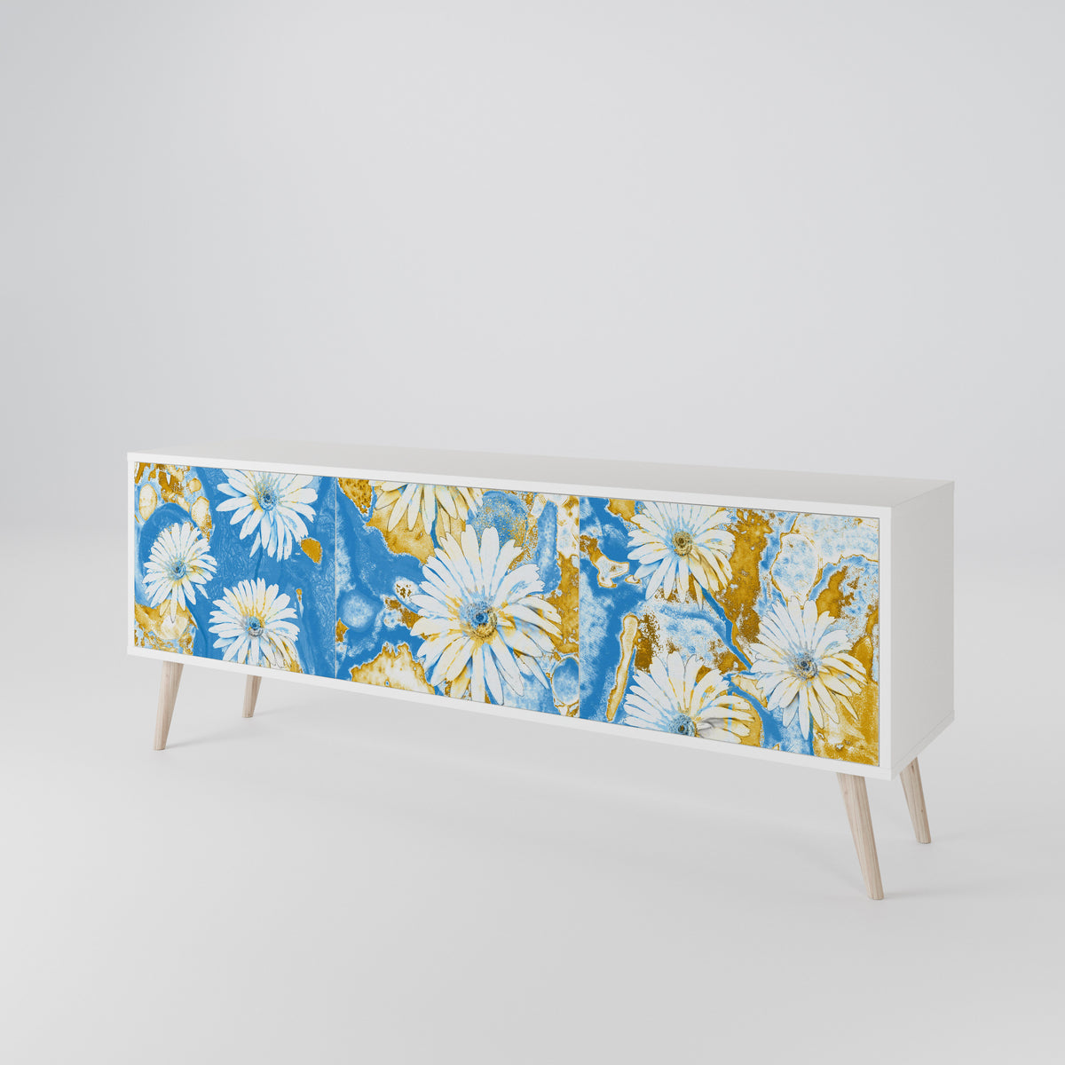 DAISY LUXE 3-Door TV Cabinet