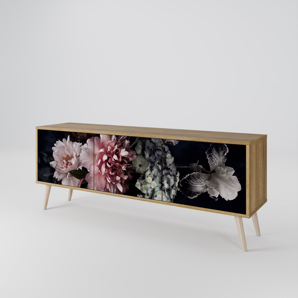PURE BLOSSOM 3-türiges TV-Lowboard