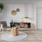 LUSH ELEGANCE Třídveřový TV stolek