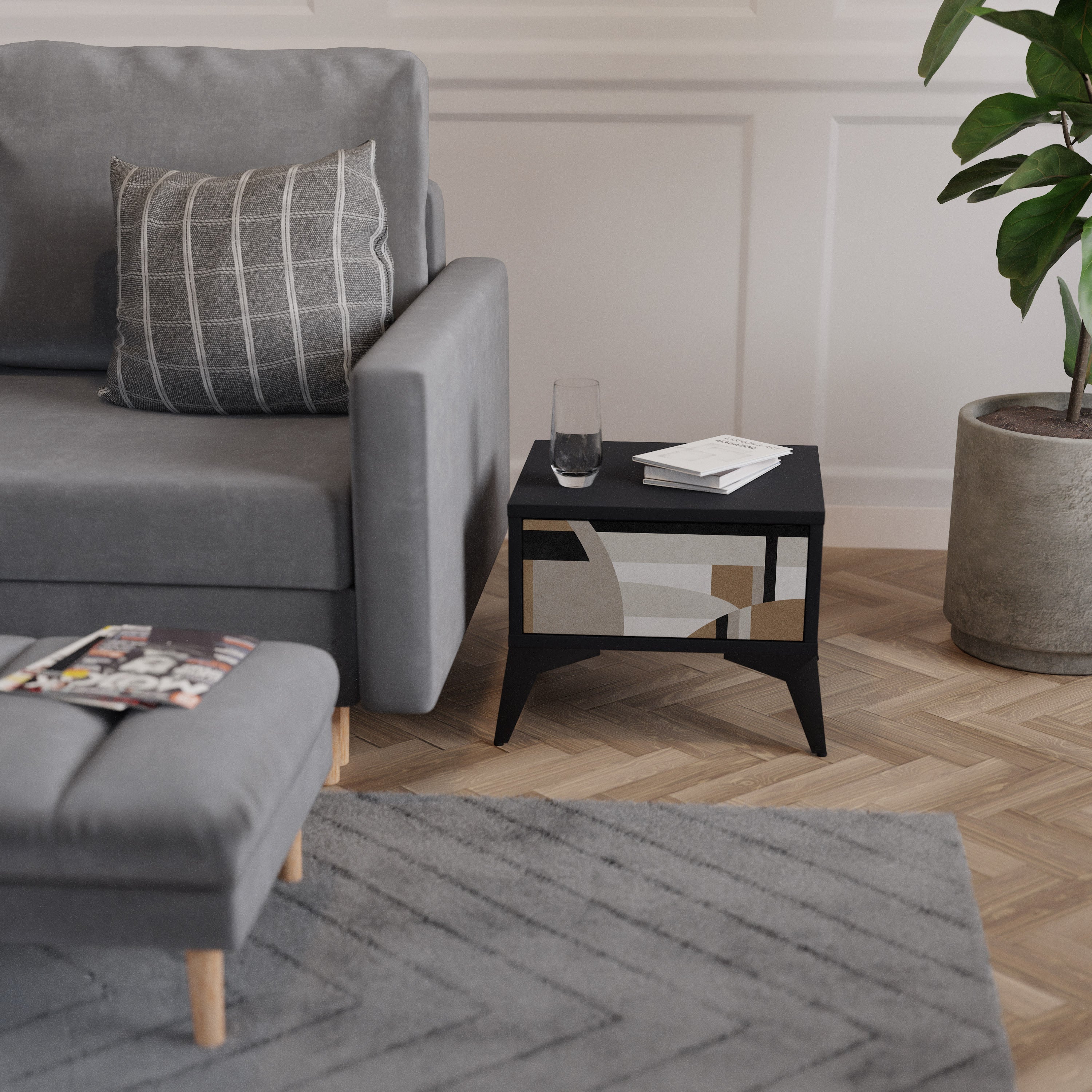 DELICATE MEMENTO Nightstand