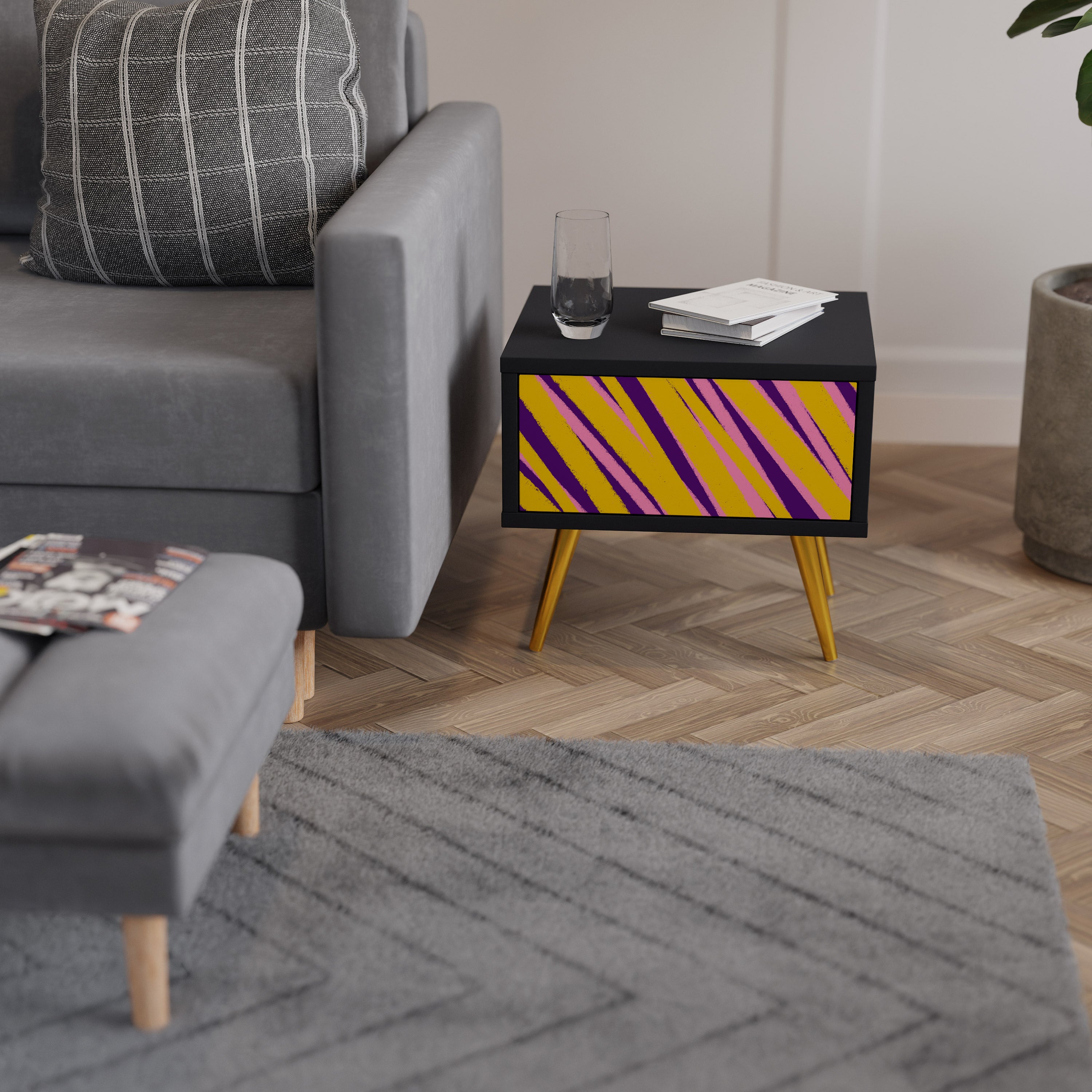 DREAMS COME TRUE Mesita de Noche