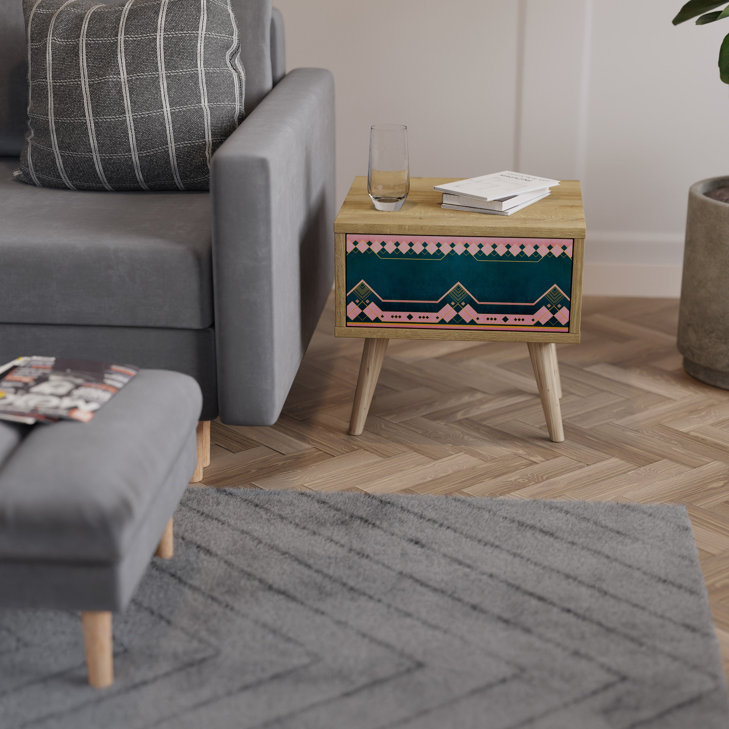 ROYAL COMPOSITION Nachttisch