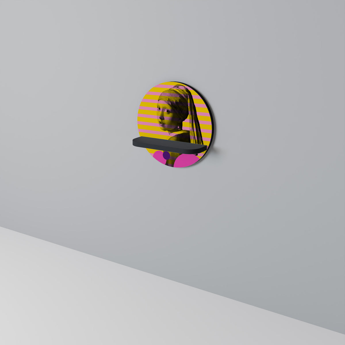 HER WITH A PEARL Dekoratives Wandregal