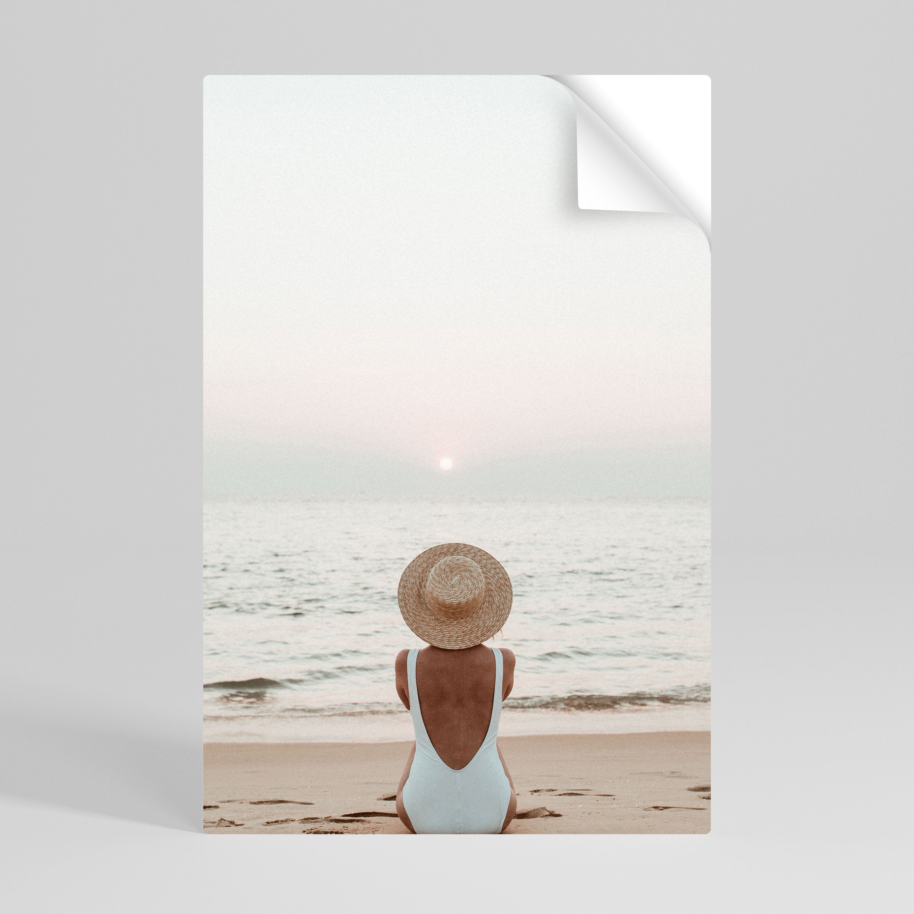 SAND AND SOLITUDE Självhäftande Vertikal Poster