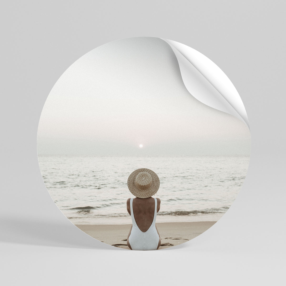 SAND AND SOLITUDE Vinilo adhesivo redondo