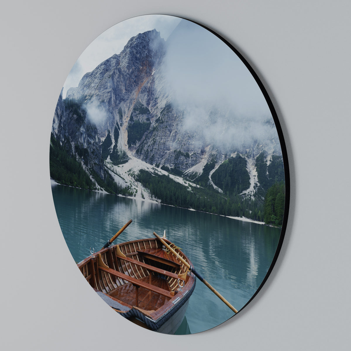FOGGY MOUNTAIN OASIS Rundes Wandbild