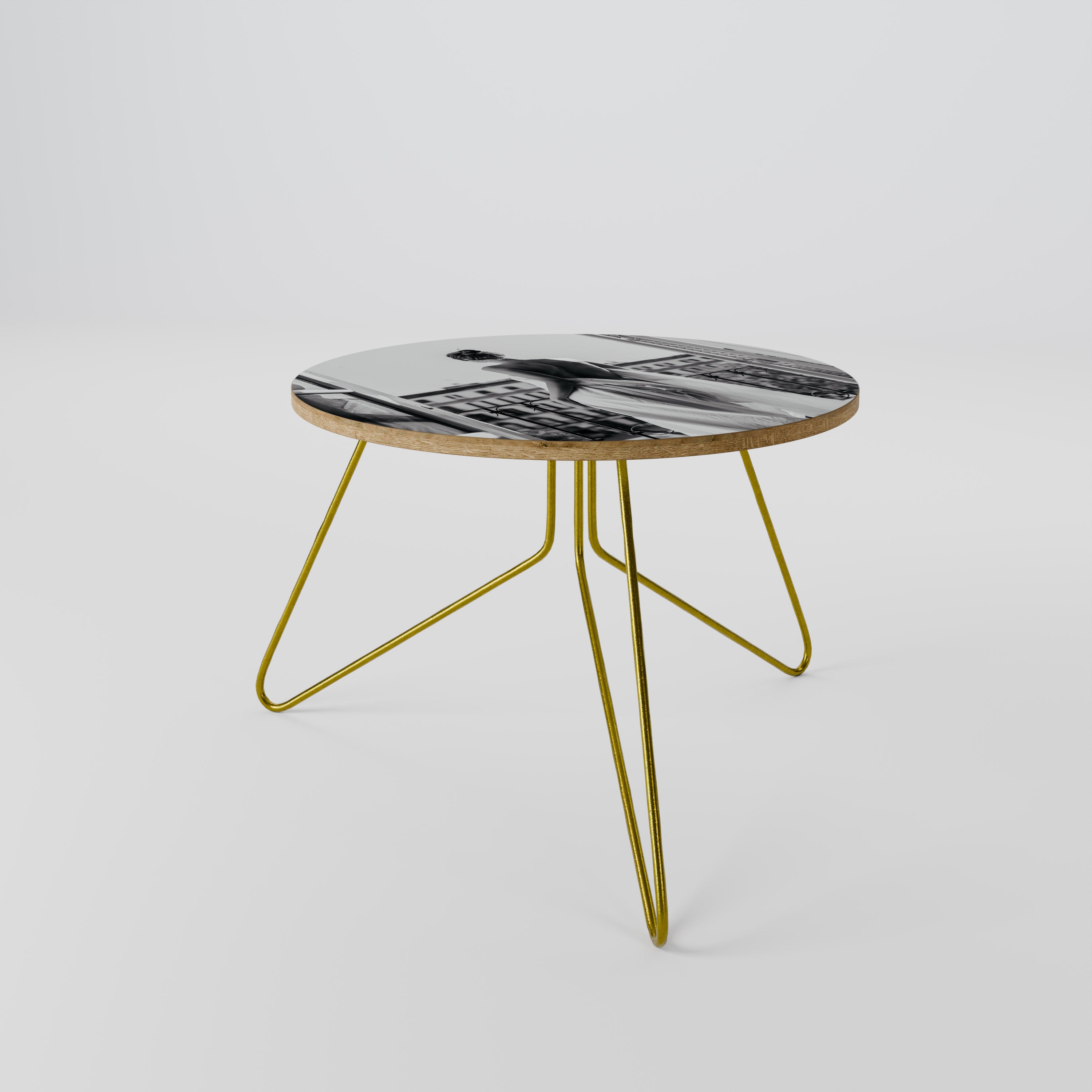 DRESS OF DREAMS Konferenční stolek