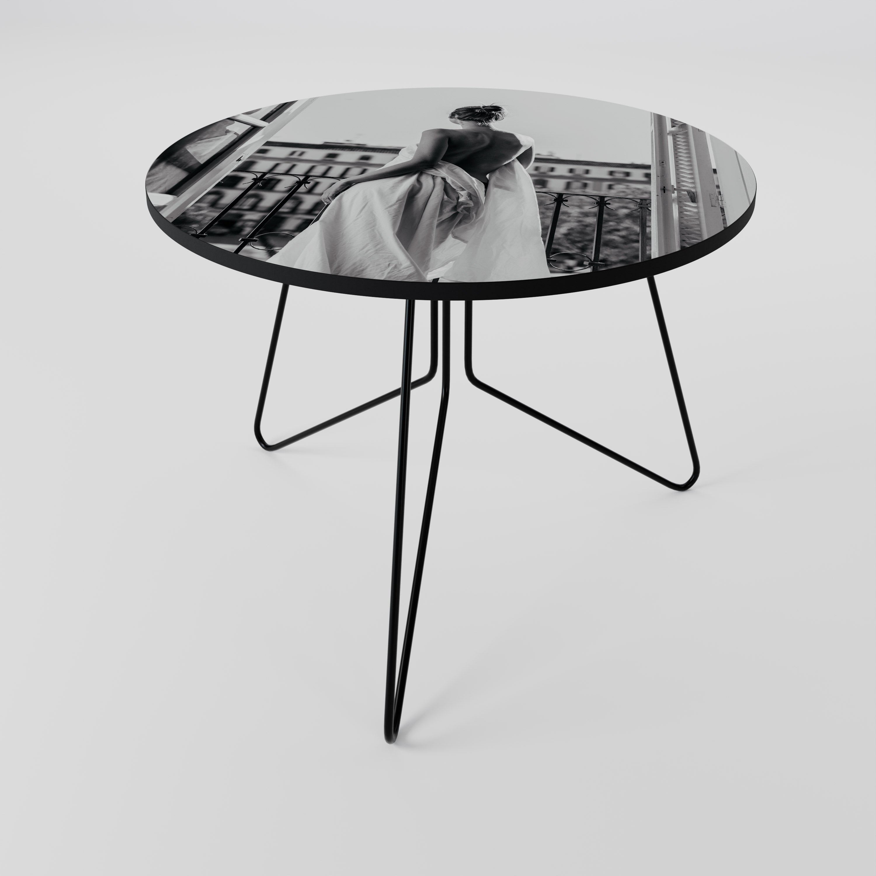 DRESS OF DREAMS Konferenční stolek