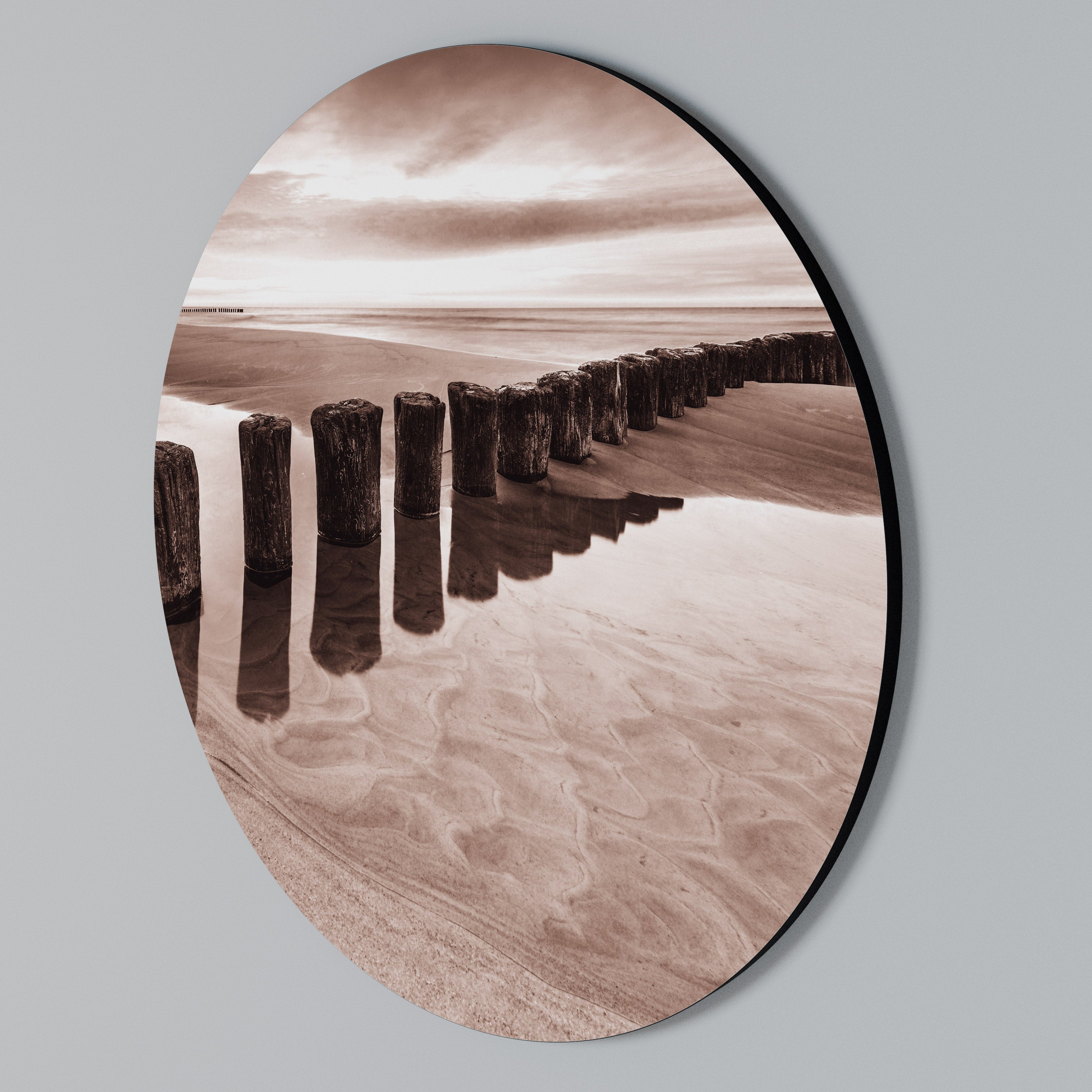 SERENE SHORELINE SEQUENCE Arte de pared redondo