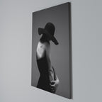 SILHOUETTE OF MYSTERY Quadro em tela vertical