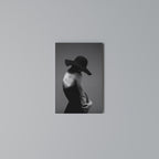 SILHOUETTE OF MYSTERY Quadro em tela vertical