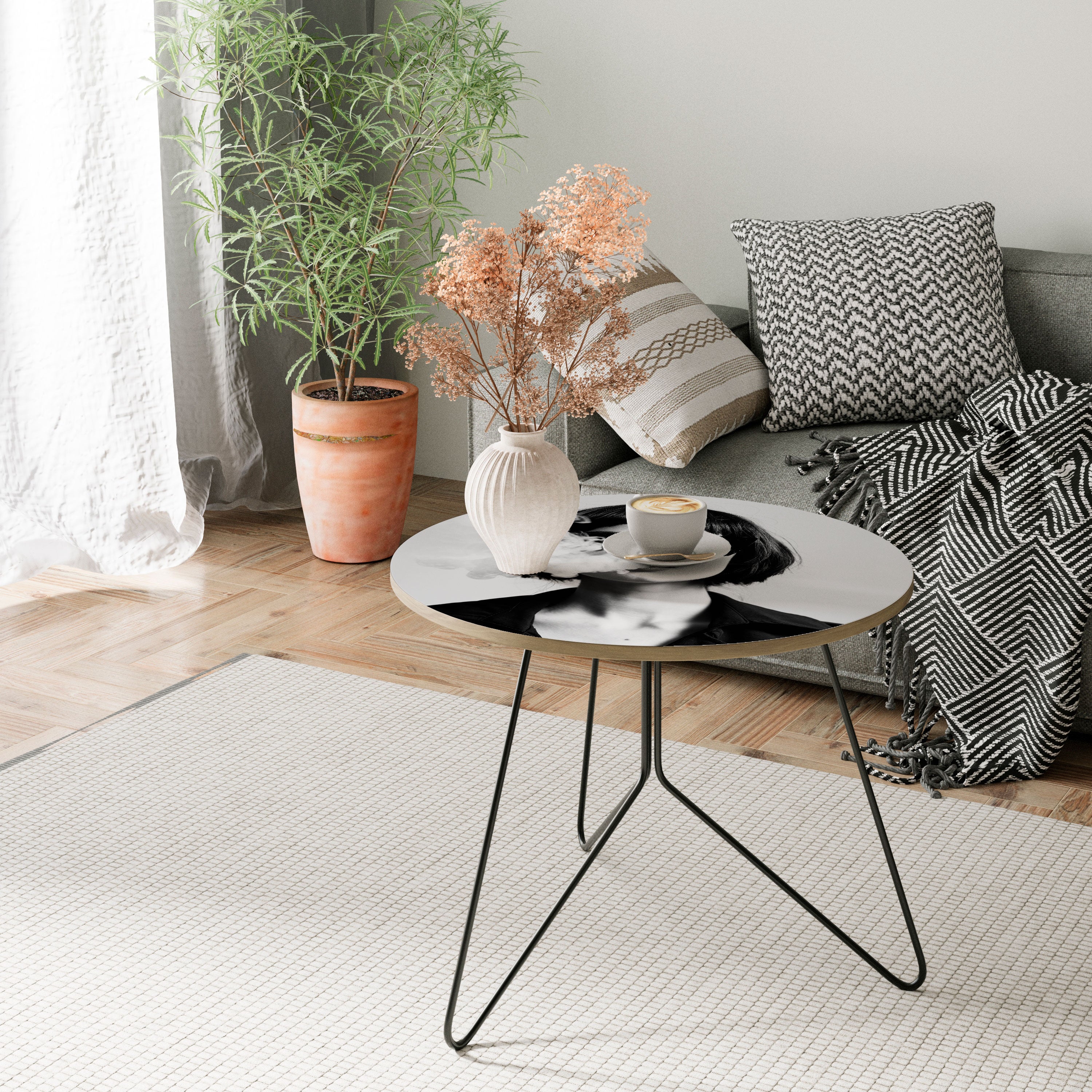 SMOKY BELLE Coffee Table
