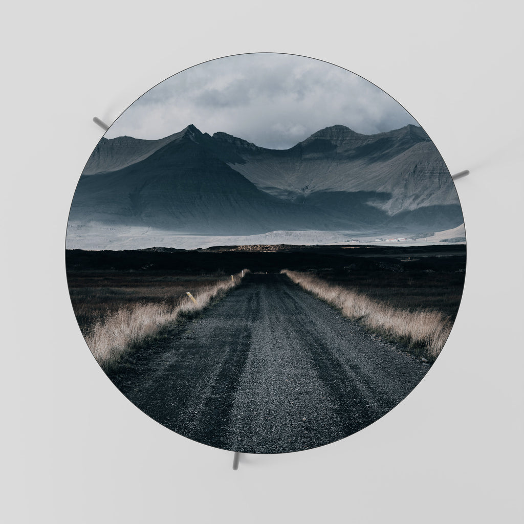 FOGBOUND HEIGHTS Couchtisch