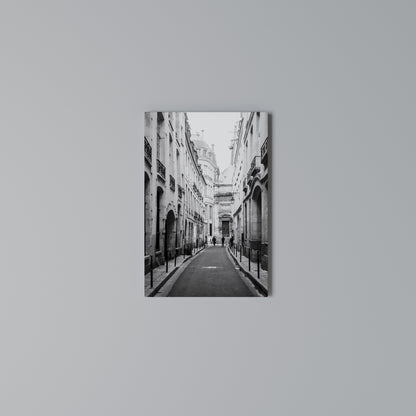 SECRET PATHWAYS UNVEILED Cuadro en lienzo vertical
