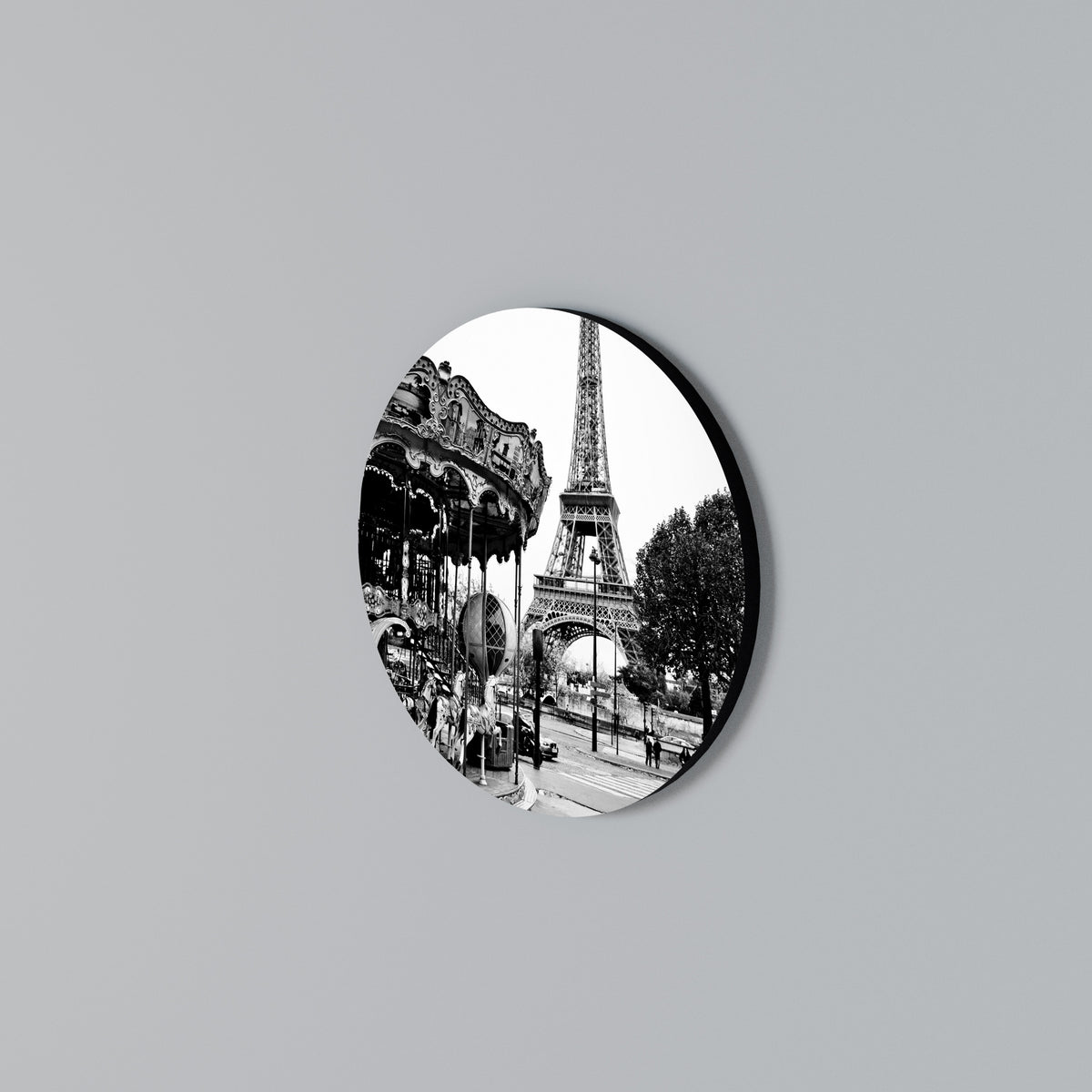 CHARMS OF THE CITY Round Wall Art