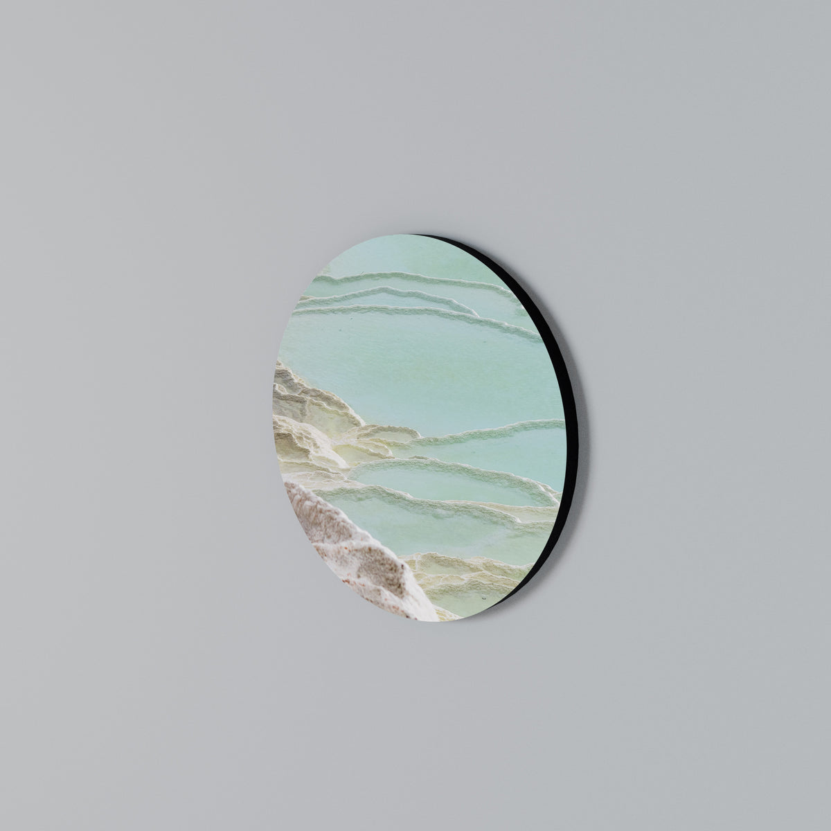 AQUAMARINE WHISPERS Round Wall Art