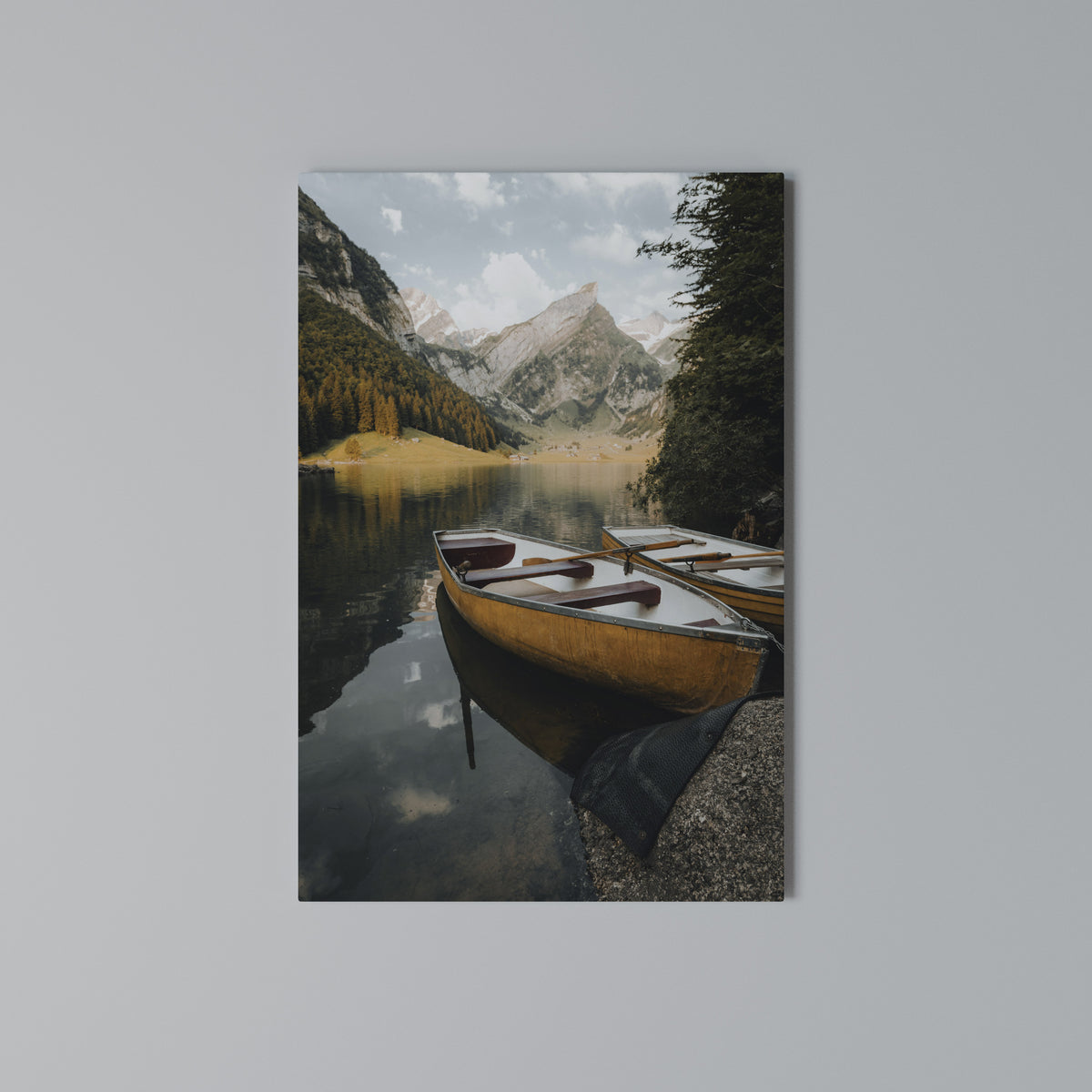 TRANQUIL LAKE JOURNEY Κατακόρυφος Πίνακας σε Καμβά