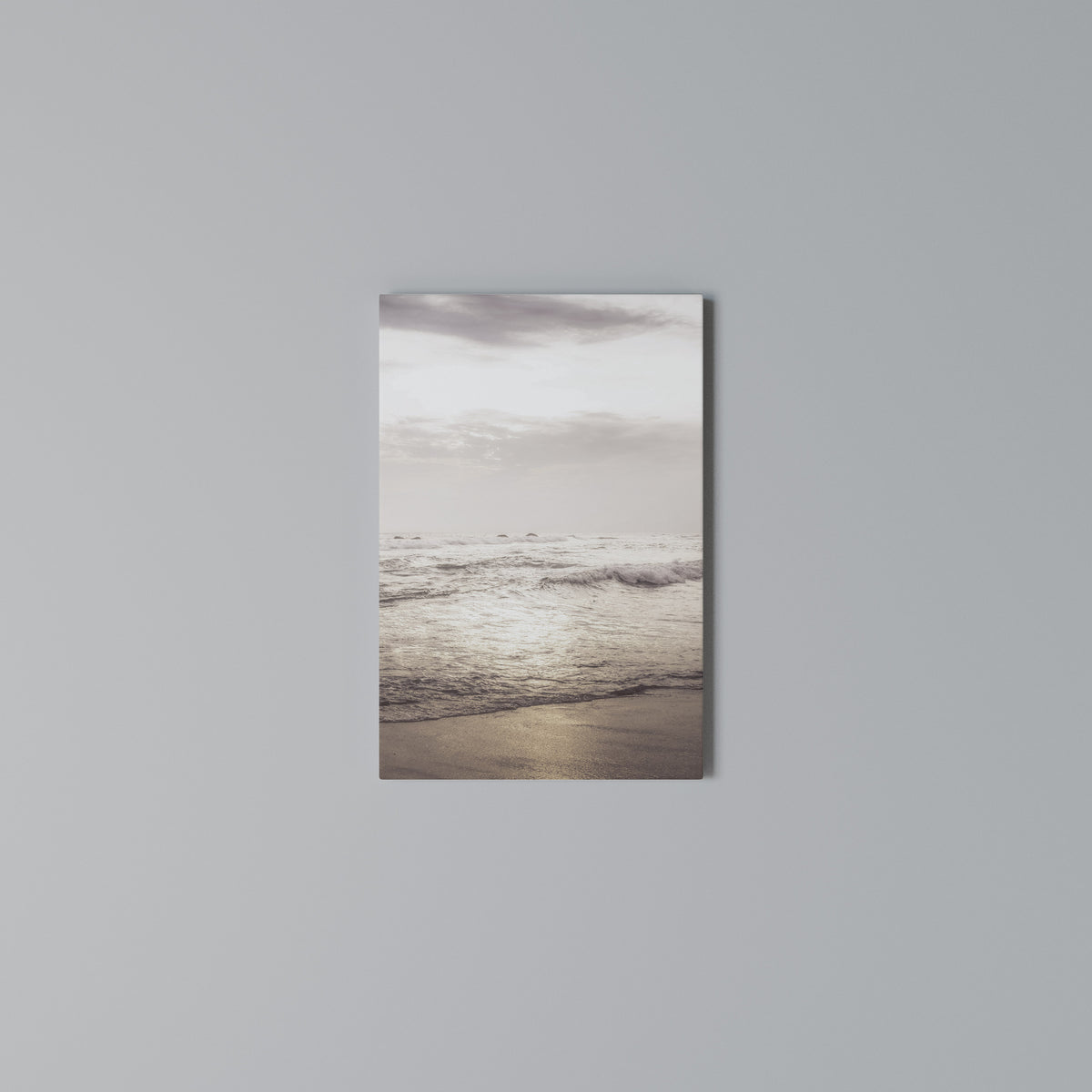 WHISPERS OF THE OCEAN Κατακόρυφος Πίνακας σε Καμβά