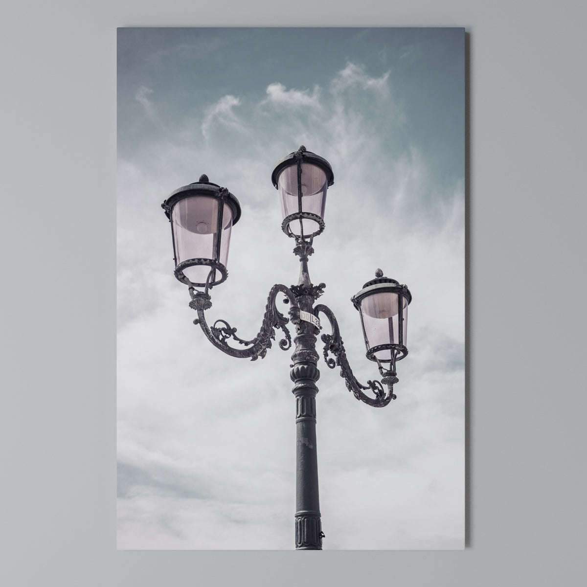 WHISPERS OF LIGHT Stampa su tela verticale