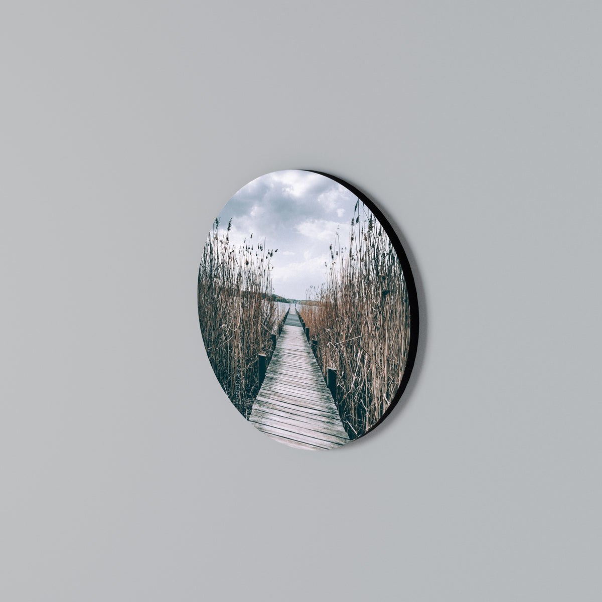 GAZE INTO STILLNESS Στρογγυλός πίνακας ζωγραφικής