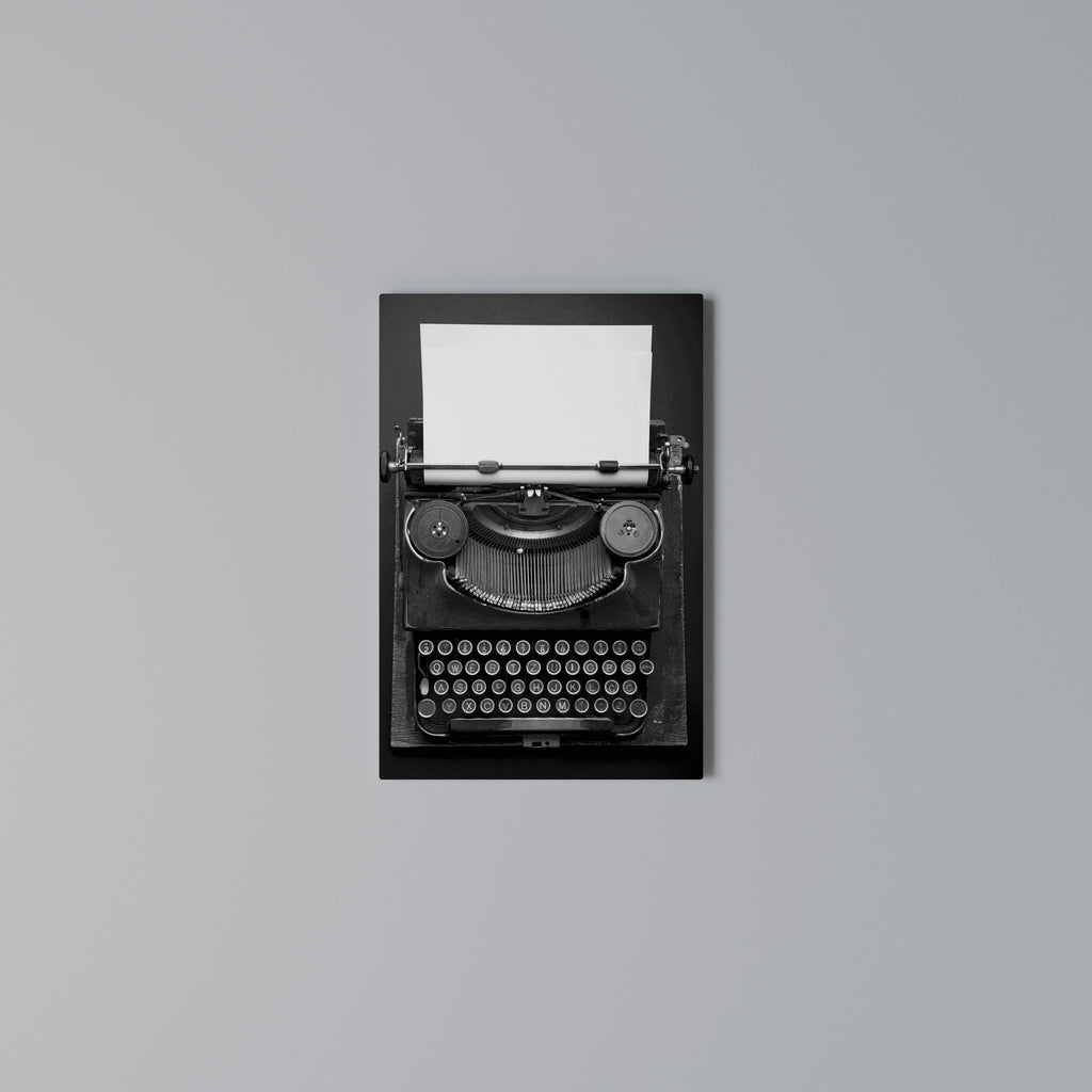 TYPEWRITER SYMPHONY Quadro em tela vertical