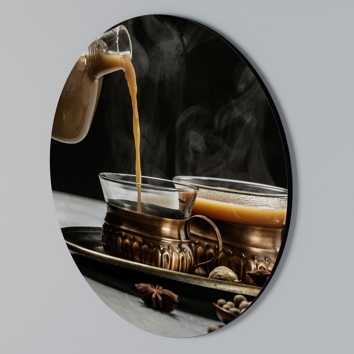 STEAMING SIPS OF SERENITY Kulatá nástěnná dekorace