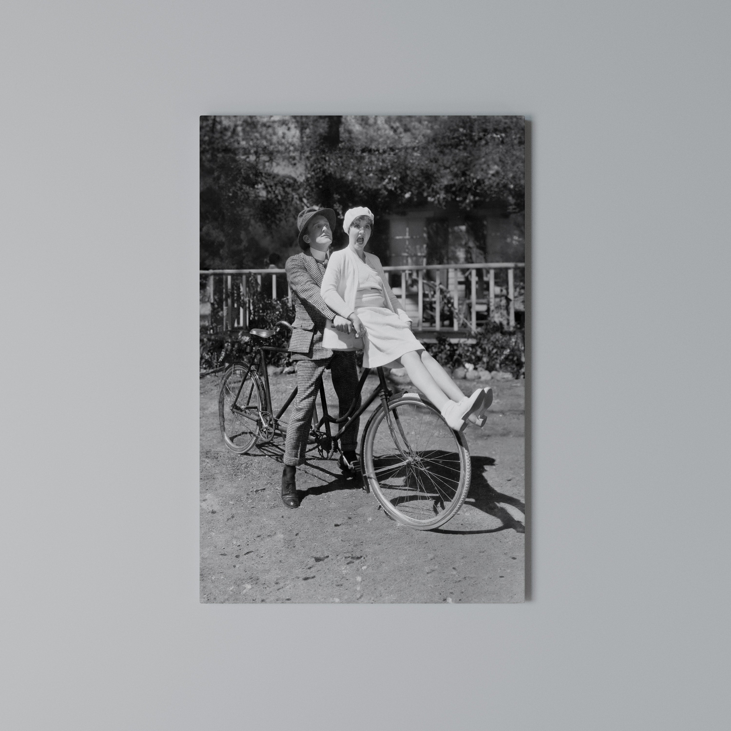 RIDING THROUGH TIME Cuadro en lienzo vertical