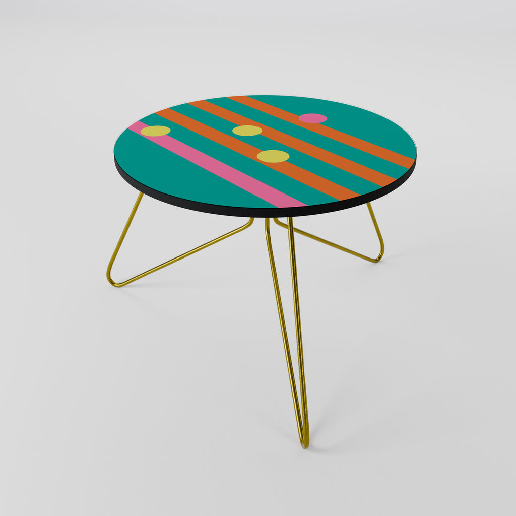 SOMEWHERE IN BETWEEN Soffbord