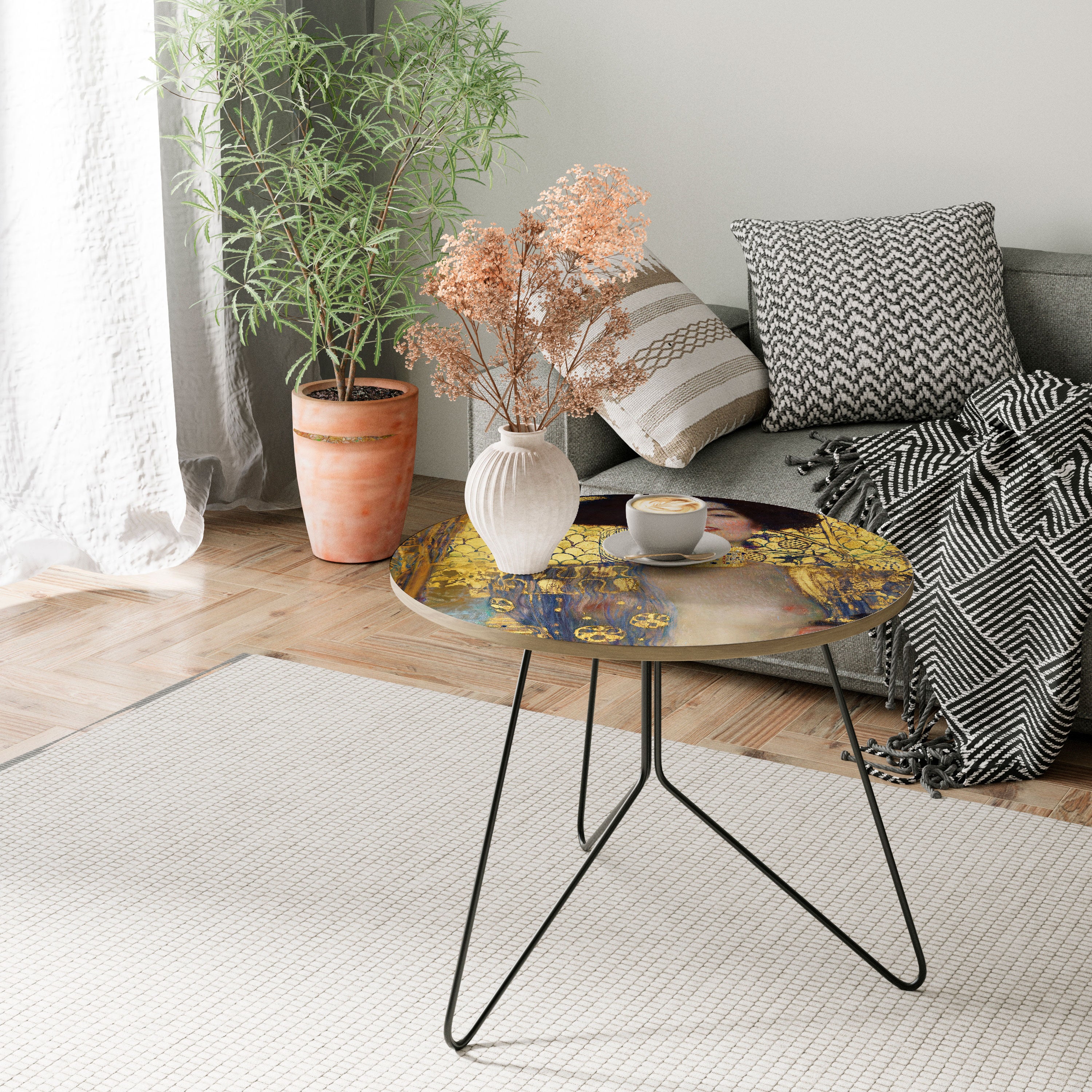 JUDITH & HOLOFERNES Coffee Table