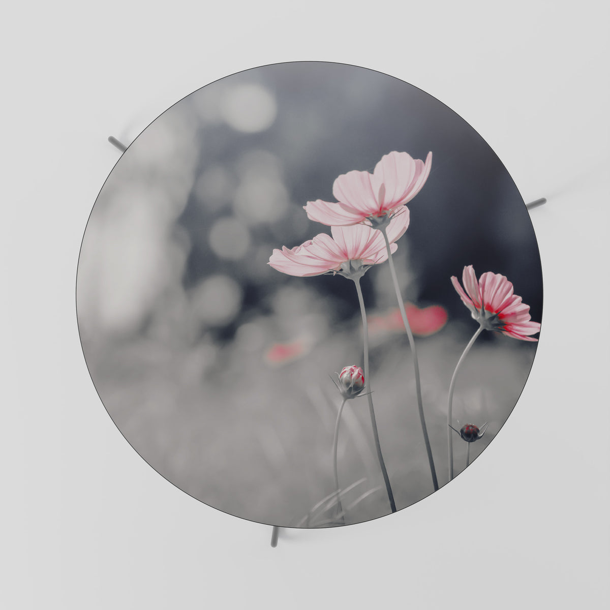 SUBTLE PETAL DANCE Soffbord