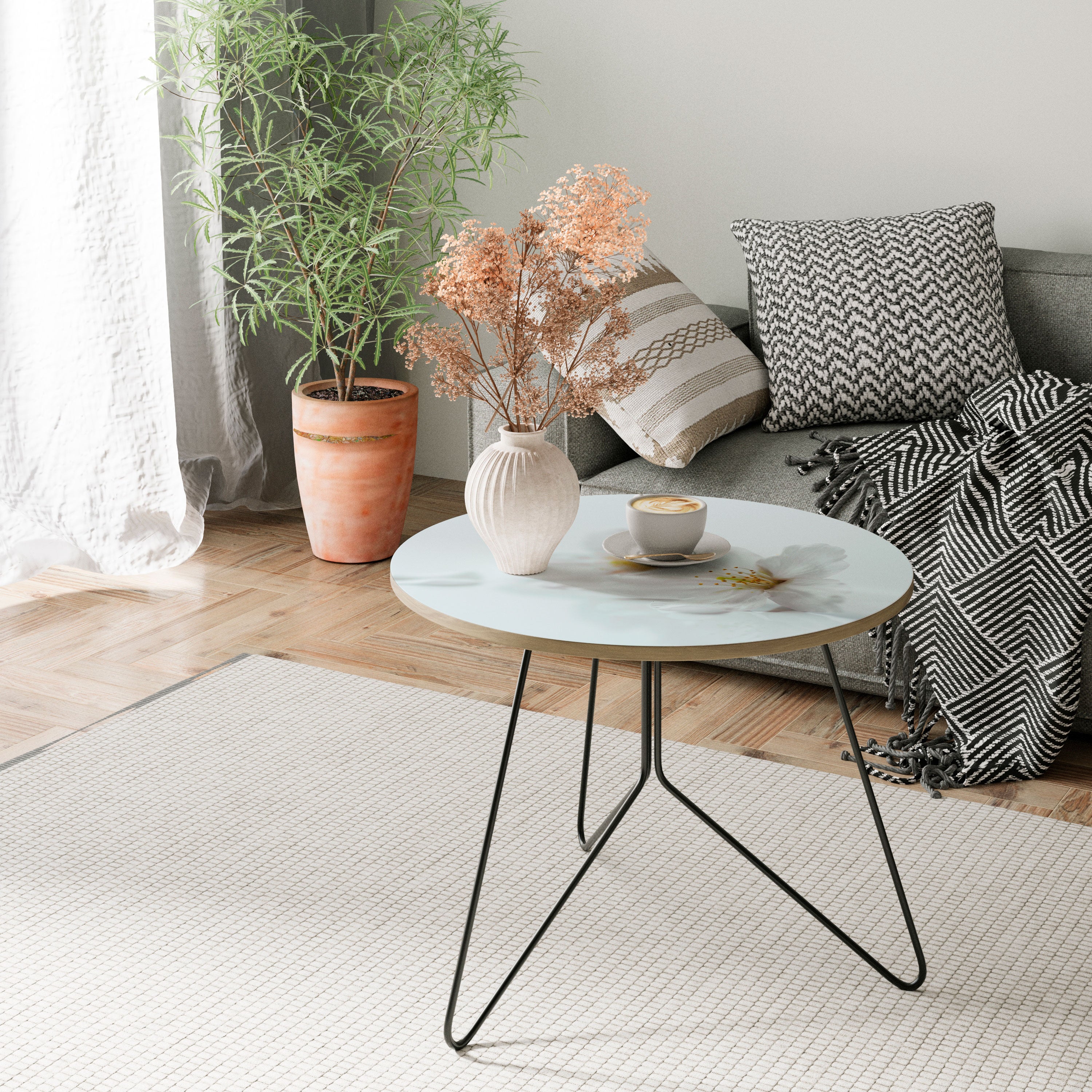 FLEETING WHITE PETALS Soffbord