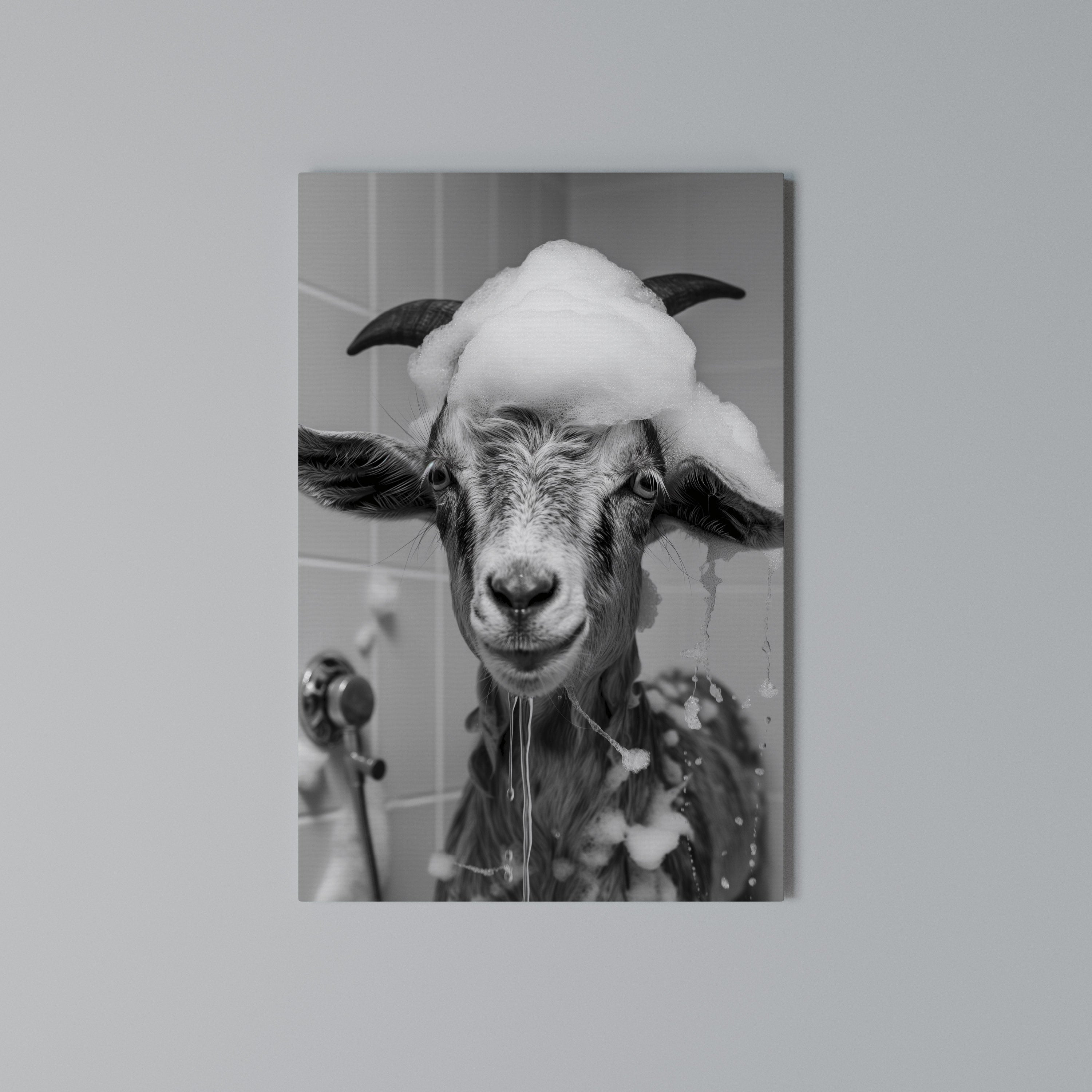 SOAPY GOAT GIGGLES Quadro em tela vertical