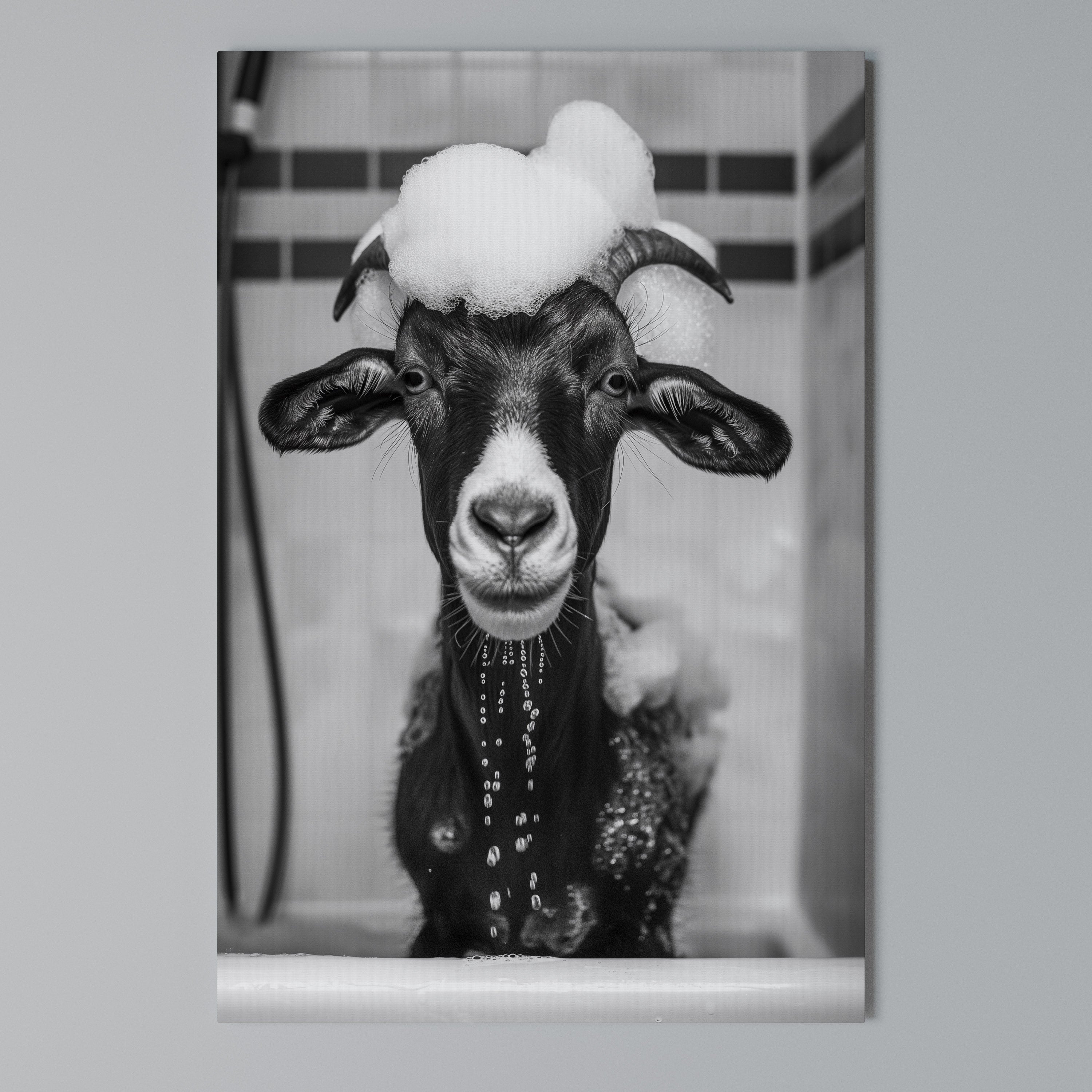 BUBBLE-BATHED BLISS Quadro em tela vertical