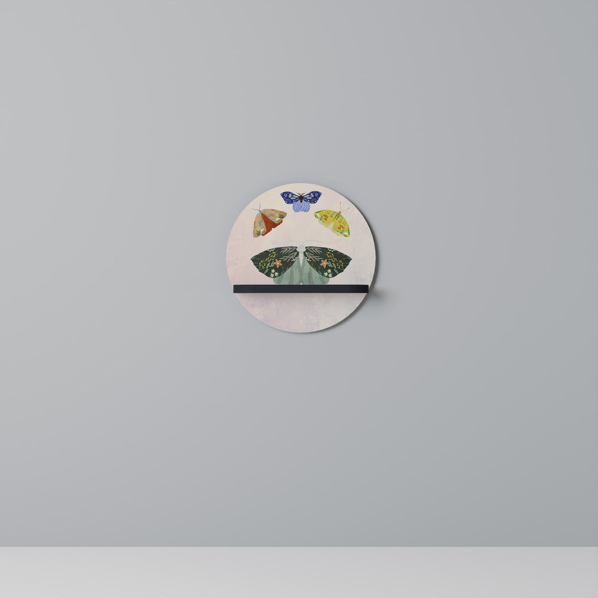 MOTH INTO THE LIGHT Estante Artístico