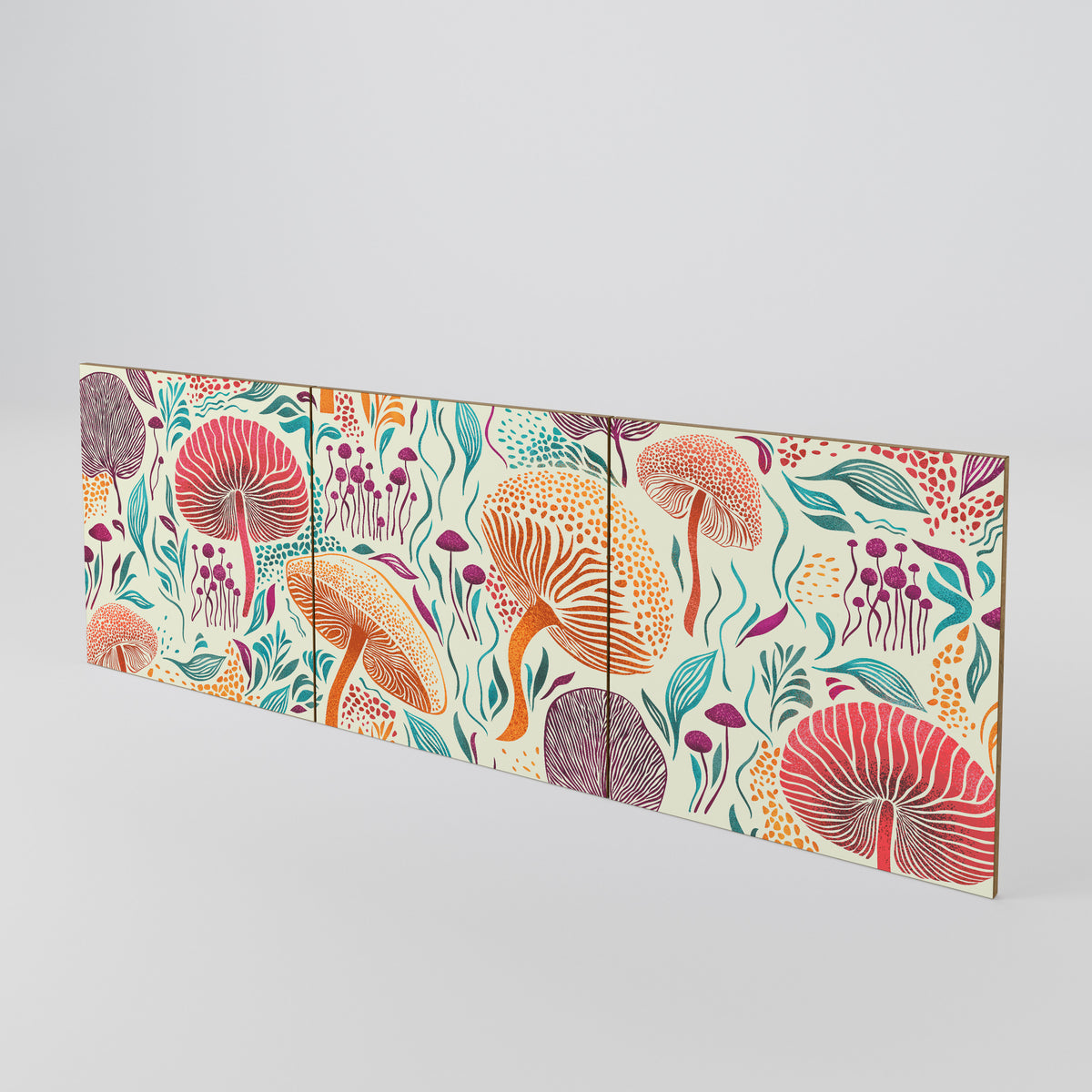 FUNGUS FANTASY Luckset med 3 dörrar till sideboard